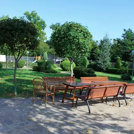 The Sea Garden Studio - Varna's Hidden Jem Apartment